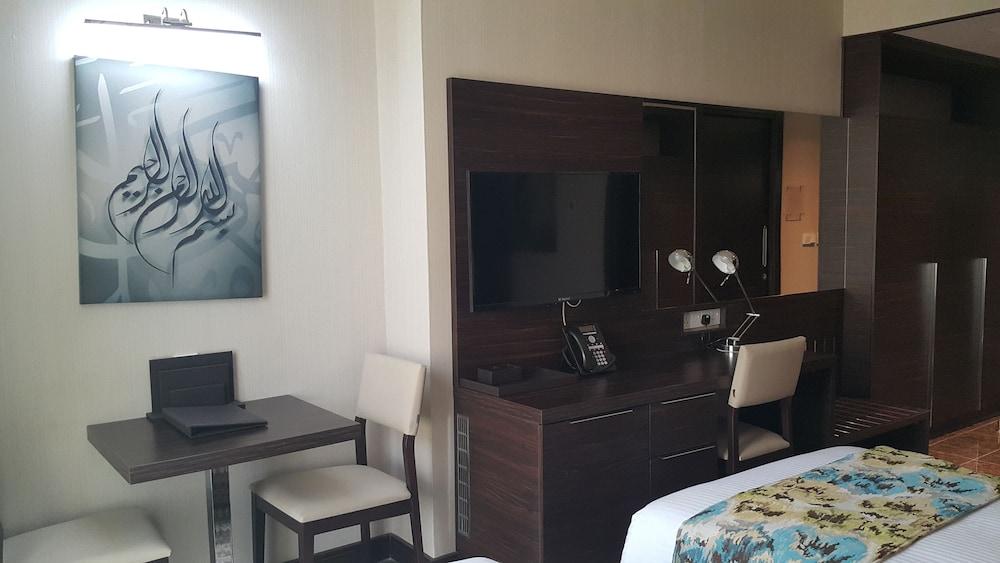 M Hotel Makkah By Millennium La Meca Exterior foto A room at the hotel